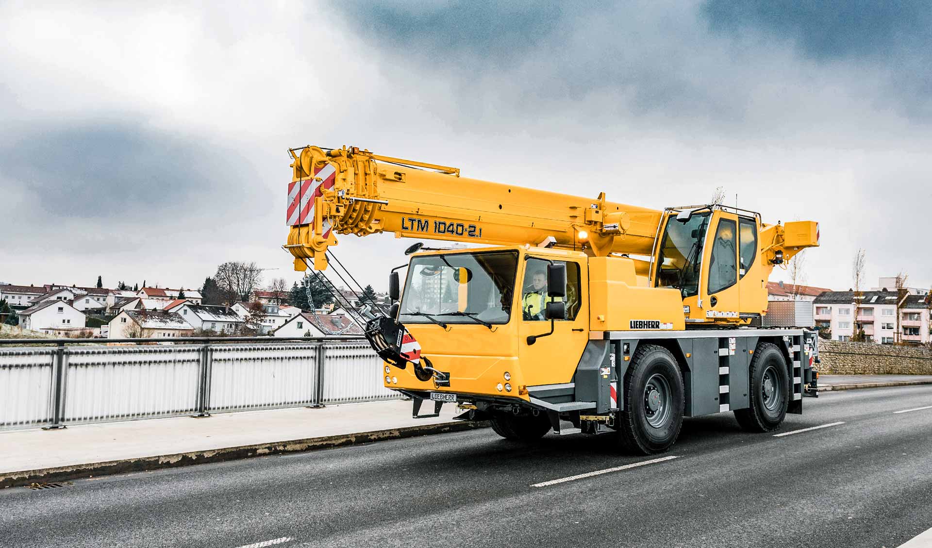 Liebherr LTM 1040 вид 3