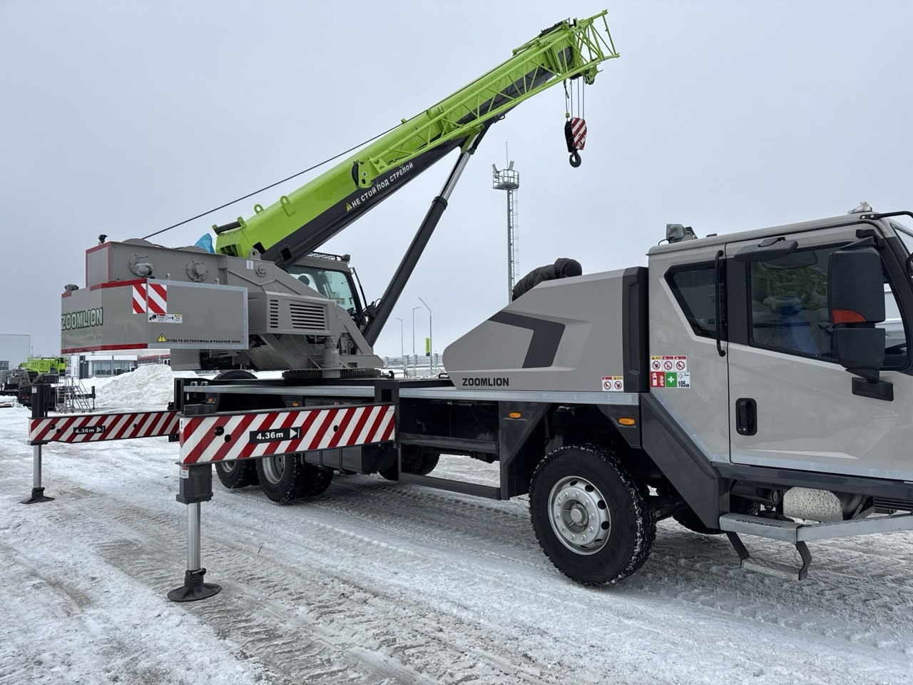 Zoomlion ZTC250V-1 вид 3